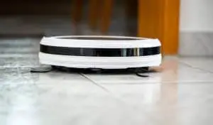 Read more about the article 10 Slimmest Robot Vacuums for Cleaning Under Low Furniture