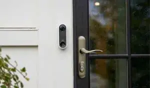 Read more about the article 4 Best Apple HomeKit Video Doorbells [Only in the UK!]