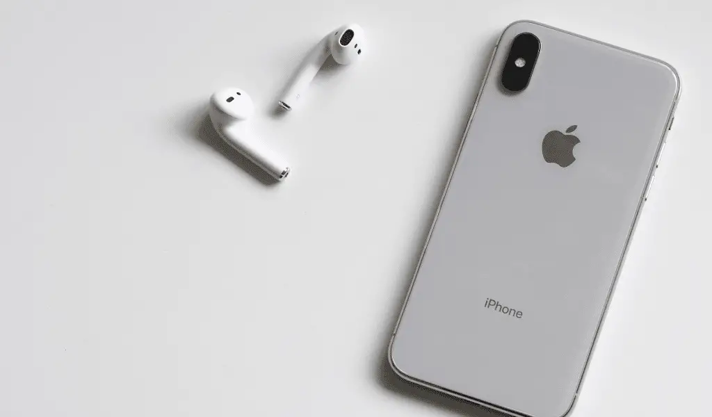 You are currently viewing Can I Use AirPods as a Baby Monitor? [Yes – Here’s How]